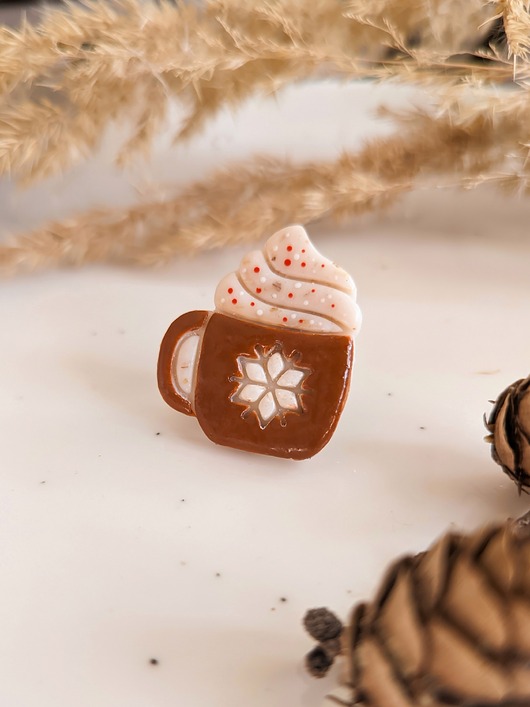 przypinki Pin zimowy kubek gorąca kawa, caffe latte prezent dla niej boho akcesoria