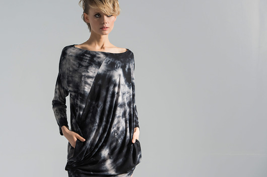 Sukienka NUIT BATIC BLACK BONJOUR and KISS