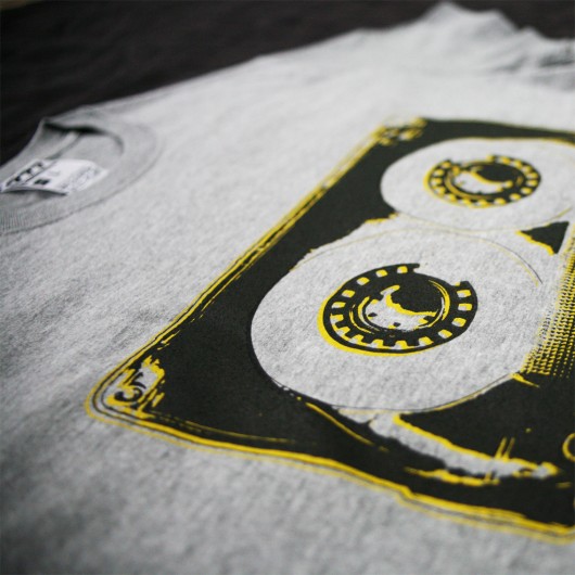 Koszulka T-KASETA grey-blackyellow 777