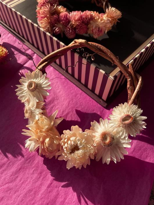 wianki Wianek z suszonymi kwiatami - MIDI