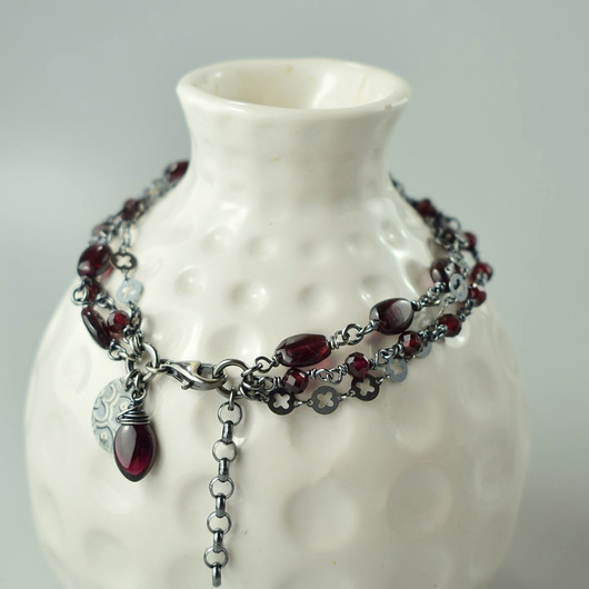 bransoletki z kamieni naturalnych Granat w srebrze - bransoletka