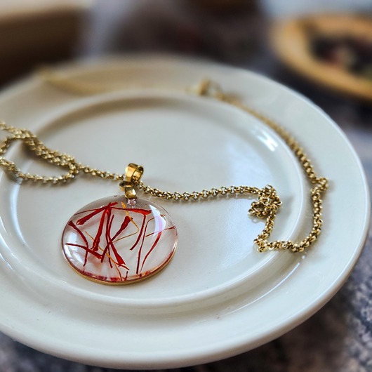 wisiory Wisior z szafranem