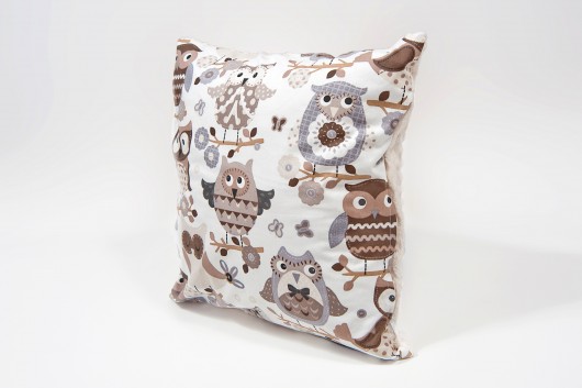 poduszki do pokoju dziecka Poduszka /poszewka minky - sowy ecru - 40x40 cm