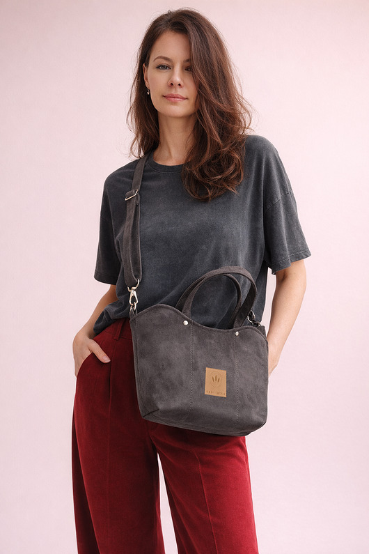 torby na ramię Zamszowa torebka kuferek z falami Czekoladowa