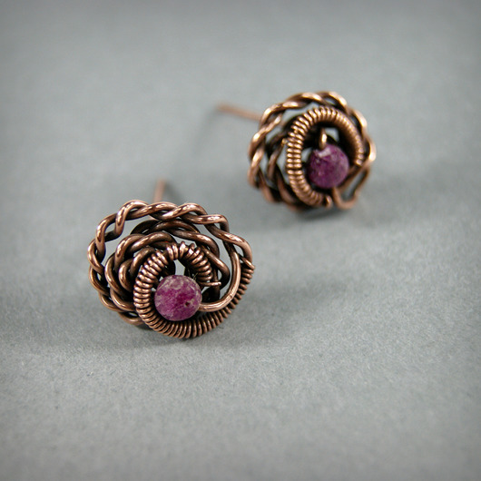 kolczyki wire wrapping Kolczyki sztyfty z rubinami