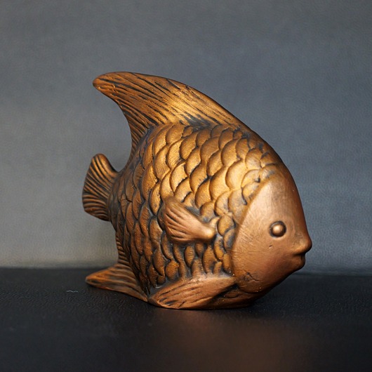 figurki i rzeźby Rzeźba Złota Rybka wys. 11,5 cm