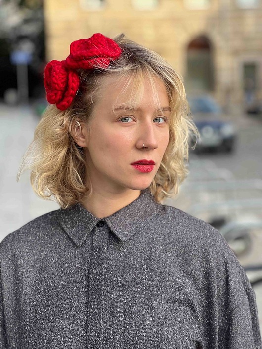 spinki i klamry do włosów 100% MERINO Czerwona RÓŻA SPINKA BROSZKA PIN