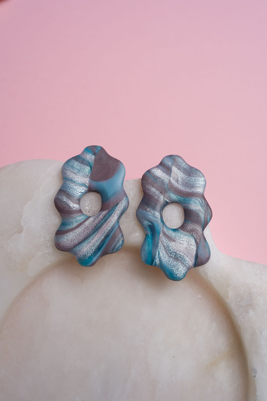 kolczyki z masy plastycznej Kolczyki organicznym kształcie