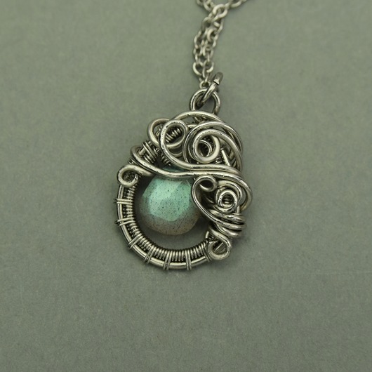 wisiory Mały wisiorek labradoryt wire wrapping