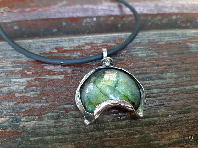 wisiory Lunula, labradoryt - wisiorek