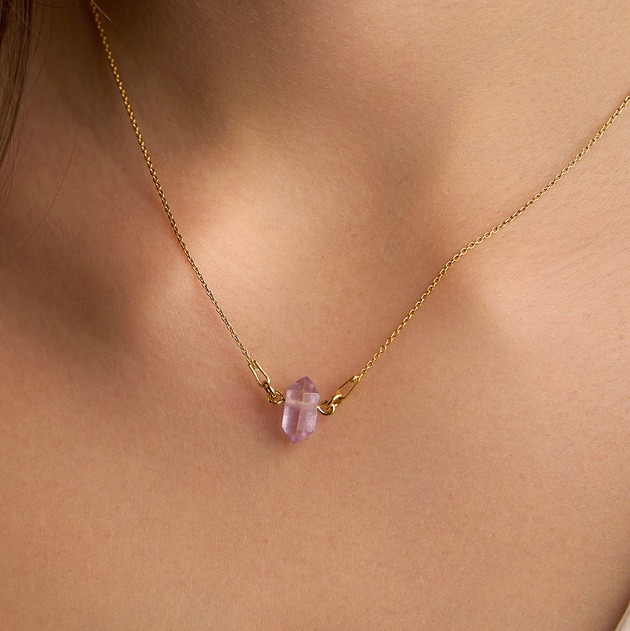 złote naszyjniki Naszyjnik z kamieniem ametystem- srebro 925 pozłacane