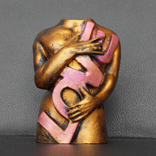 figurki i rzeźby Rzeźba Męskie LOVE wys. 9,5 cm