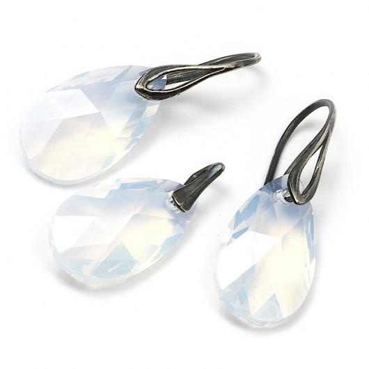 Komplet z kryształami Swarovski Pear Drop /101/ MYNESS