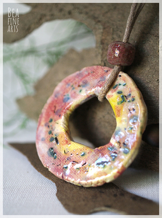 wisiory Kolorowy dwustronny wisior ceramiczny