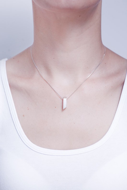 wisiorek krótki z kolekcji EDGY/ SILVER Daria Siwiak Jewellery