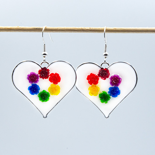 kolczyki z żywicy Kolczyki tęczowe pride z żywicy serce 036