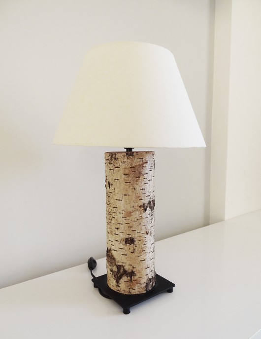 Lampka nocna z pnia brzozy. kolorum