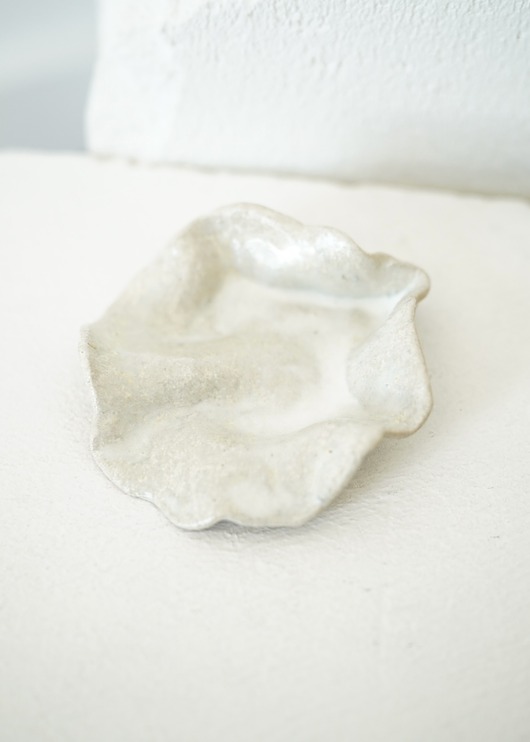 patery i talerze Muszelka ceramiczna podstawka palo santo