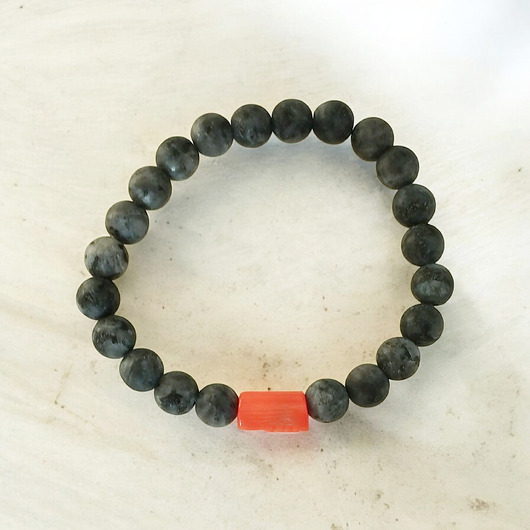 bransoletki z kamieni naturalnych Koralowa wygodna Bransoletka