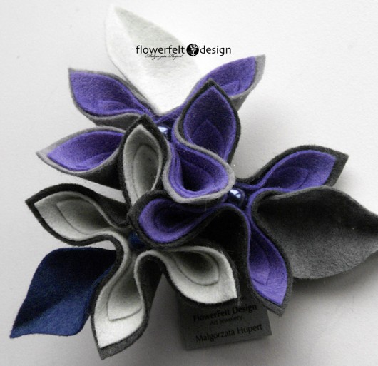 szara z lawendą - brocha FlowerFelt Design