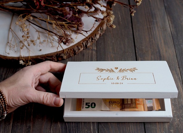 skrzynki, kufry i pudła Pudełko personalizowane etui na pieniądze - drewniana 'koperta'