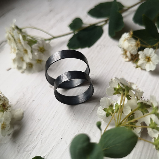 obrączki ślubne DWIE OBRĄCZKI UNEVEN - srebro oksydowane