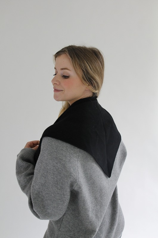 apaszki Apaszka Czarna BIRUANG 100% etycznej wełny merino RWS