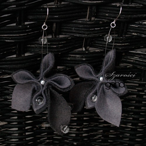a nocą znów płakałaś...szare FlowerFelt Design
