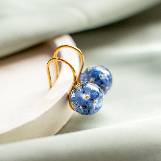 kolczyki z żywicy Kolczyki z niezapominajkami