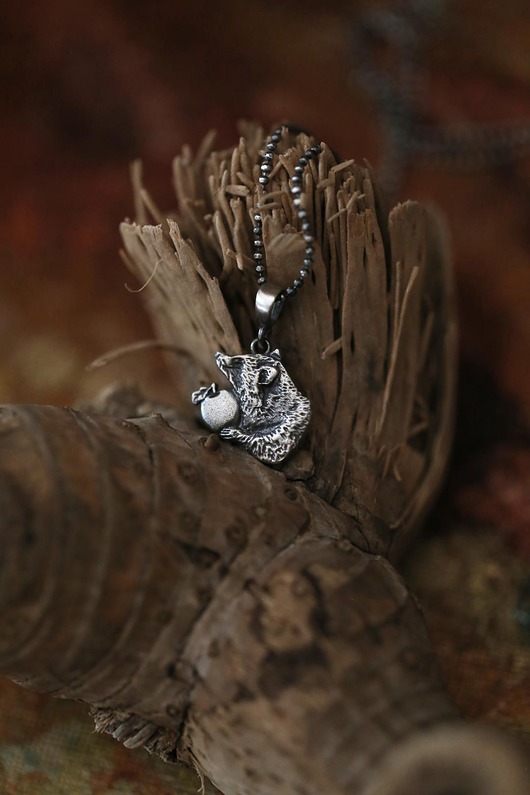 wisiory Mini wisiorek szop pracz ze srebra 925