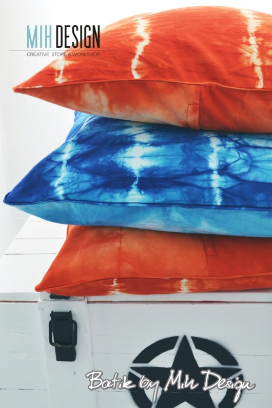 Orange Raft Batik PODUSZKA MIH DESIGN