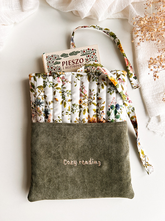 pokrowce i etui - różne Etui na książkę - Cozy reading