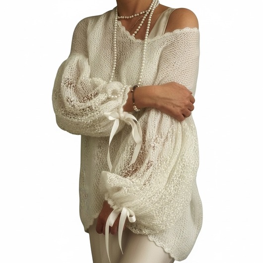 swetry damskie Sweter boho śmietanka ecru z szydełkową koronką