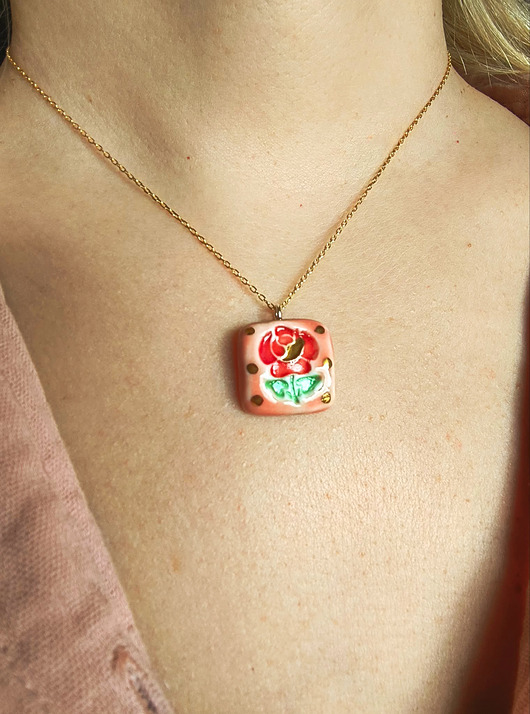 złote naszyjniki Naszyjnik pozłacany Róża Kolekcja Parian