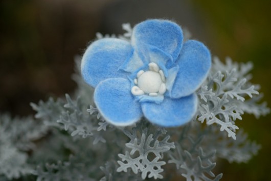 Brosza - &quot; Bleue soft &quot; HERBE DESIGN