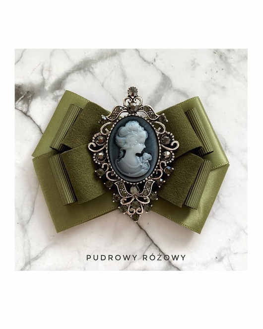 broszki Brosza khaki Kamea Styl Glamour Dama Kameliowa