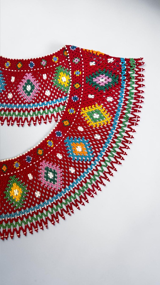 kolie Krywulka łemkowska czerwona