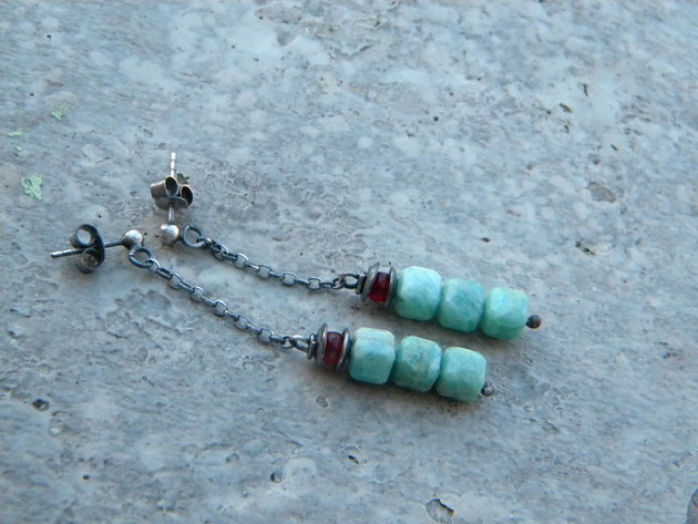 kolczyki wire wrapping Kostki amazonitu   na łańcuszku - kolczyki