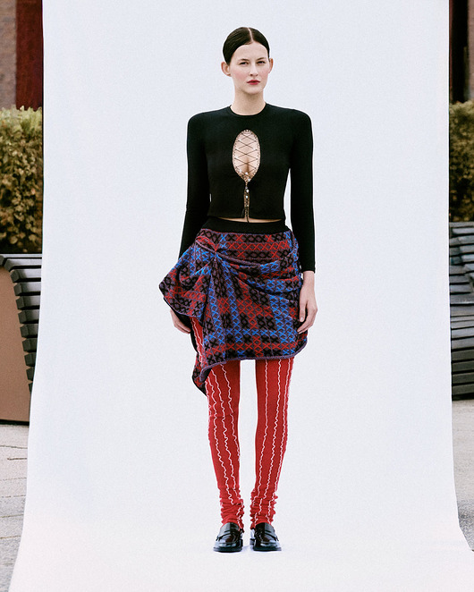 bluzki z długim rękawem damskie Dzianinowa bluzka z wiązaniem i koralikami