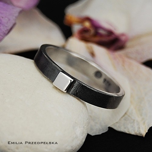 Piaskowana do kwadratu - zamówienie MAREMI Jewelry