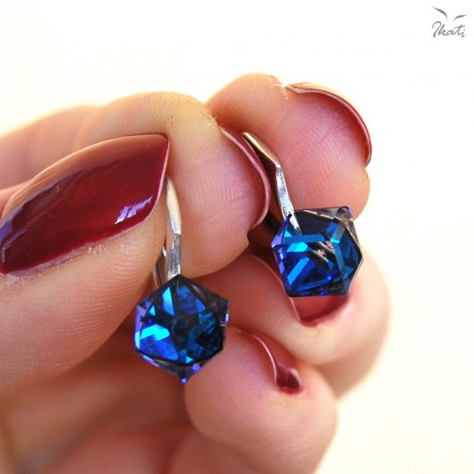 Kolczyki z kostkami kryształ Swarovski BERMUDA BLUE Ikati Jewellery