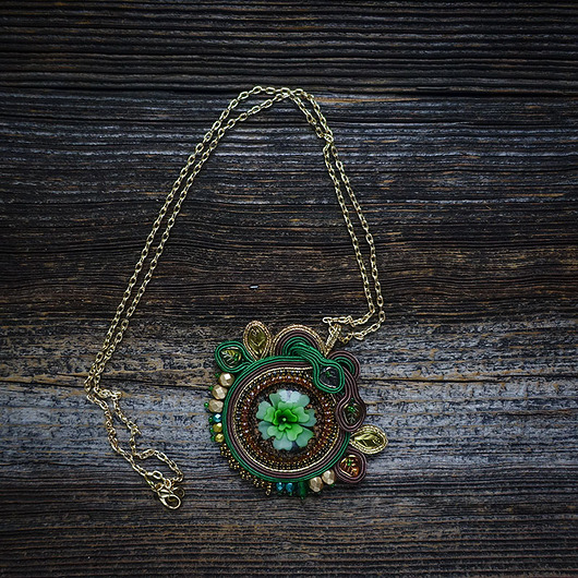 Calista- wisior soutache Mró Soutache