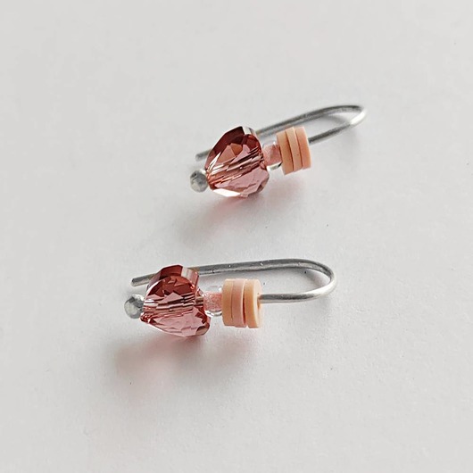 kolczyki z kamieniami Kolczyki serduszko