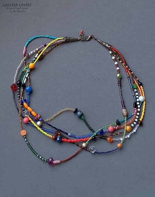 korale Boho. Bajecznie kolorowy naszyjnik z mnóstwa drobnych koralików modny PREZENT