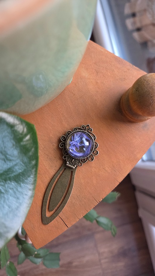 zakładki do książek Zakładka z płatkami chabrów