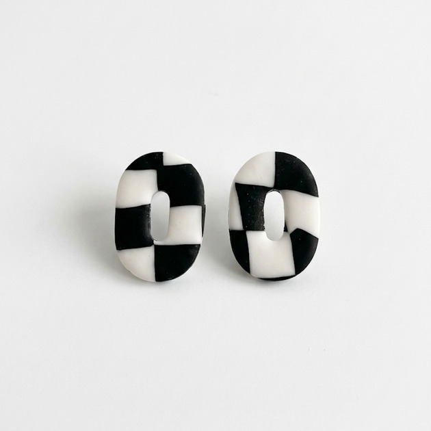 kolczyki z masy plastycznej Kolczyki Szachownica