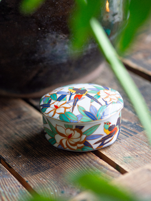 ozdoby wielkanocne Świeca sojowa vintage kolorowa porcelana ptaki