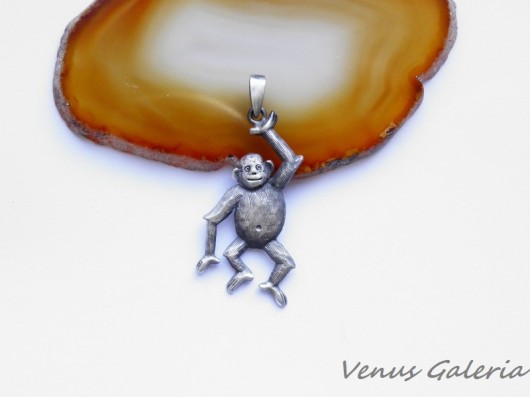 Zawieszka srebrna - Wesoła małpka VENUS GALERIA