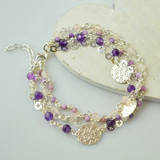 bransoletki z kamieni naturalnych Elnora - srebrna bransoletka z ametystem, kwarcem różowym i czaroitem