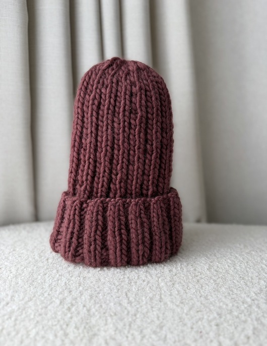 czapki damskie Bordowa owca